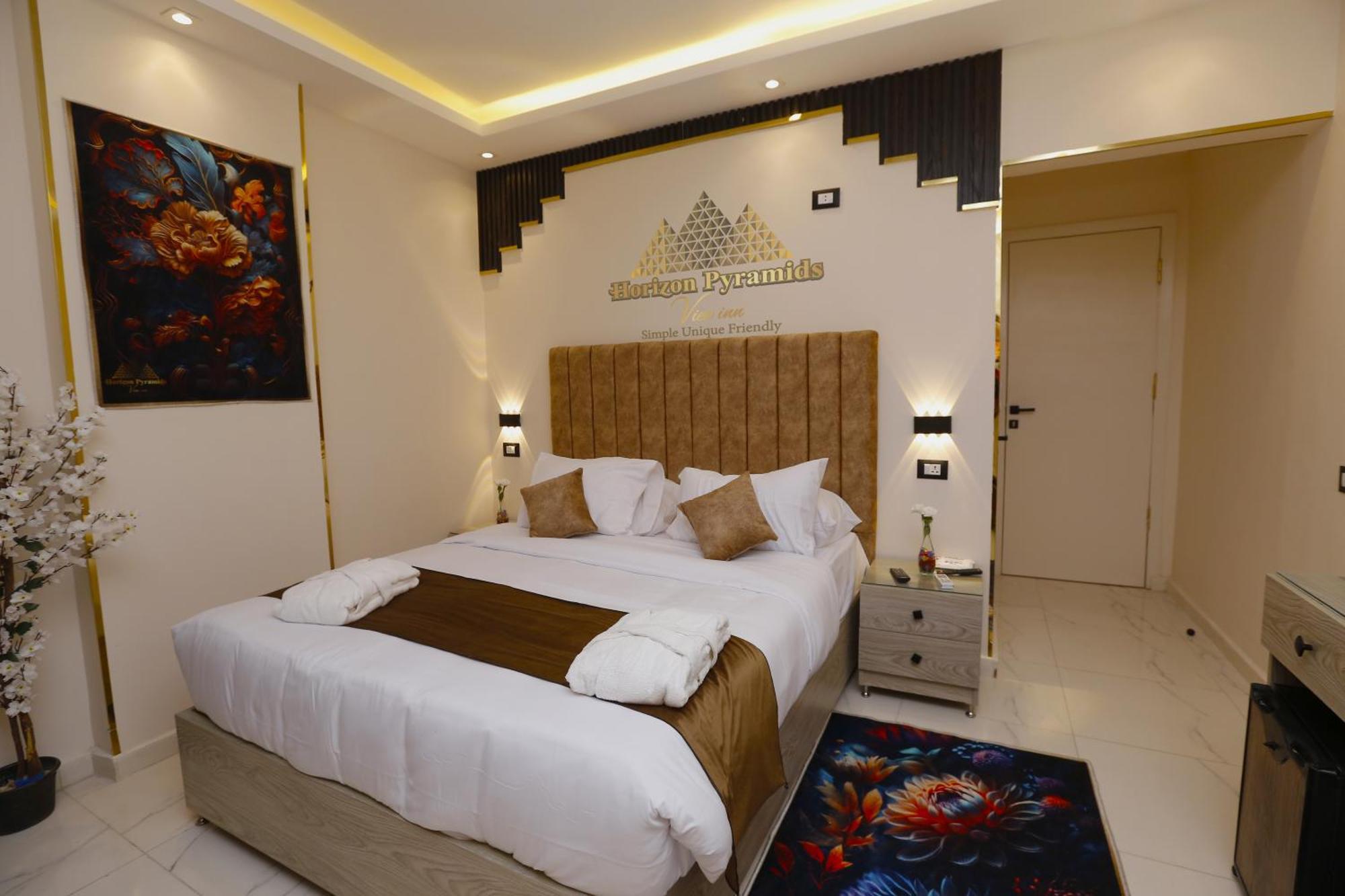 Horizon Pyramids View Inn Kafrat al Jabal Bagian luar foto