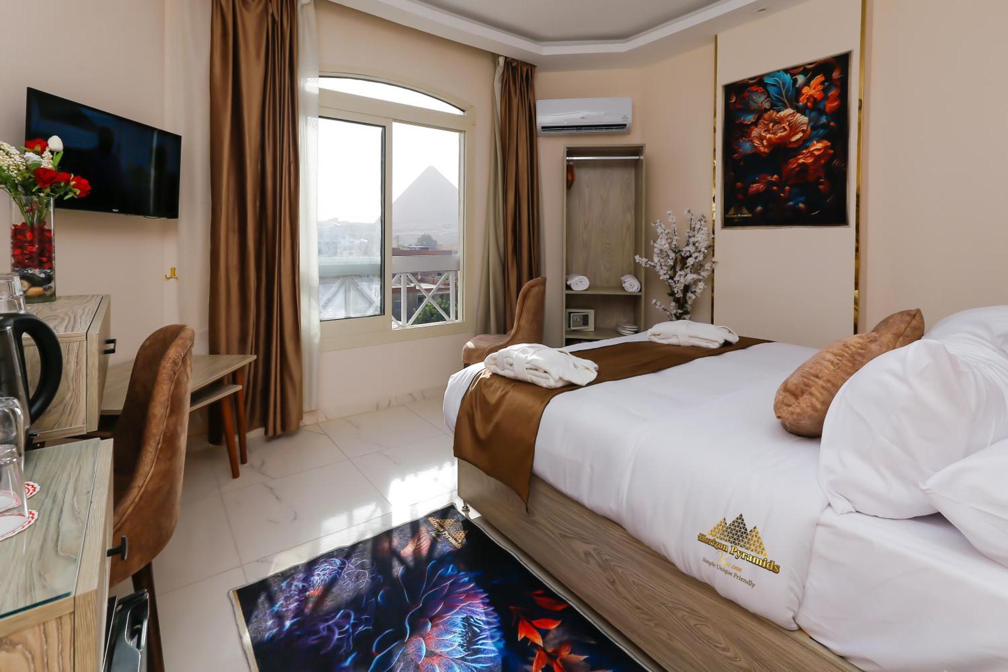 Horizon Pyramids View Inn Kafrat al Jabal Bagian luar foto