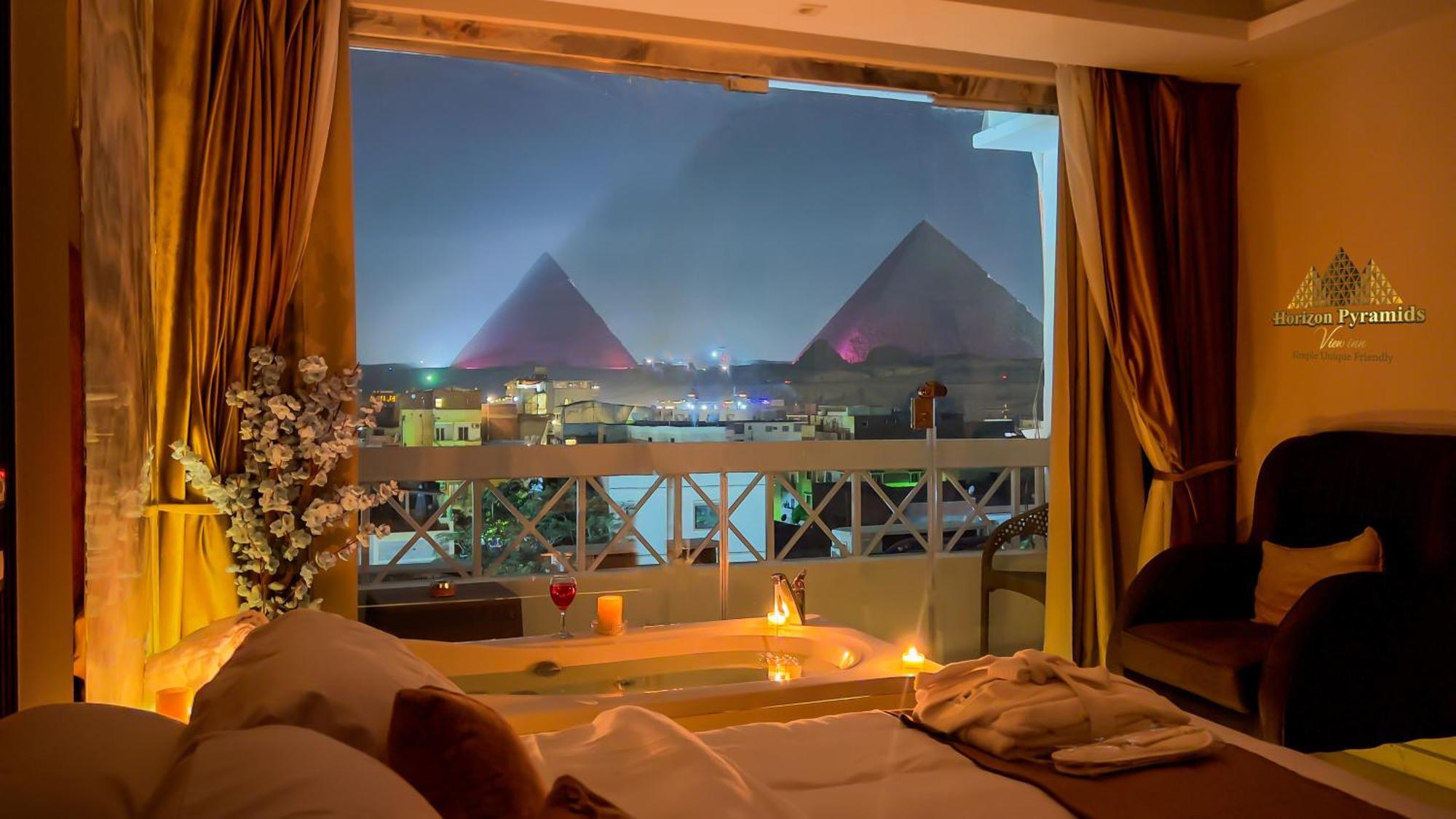 Horizon Pyramids View Inn Kafrat al Jabal Bagian luar foto
